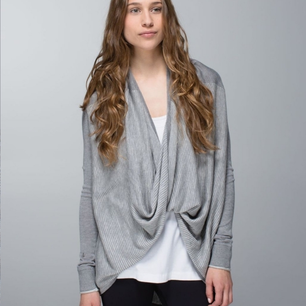 Lululemon Iconic Sweater Wrap size 10